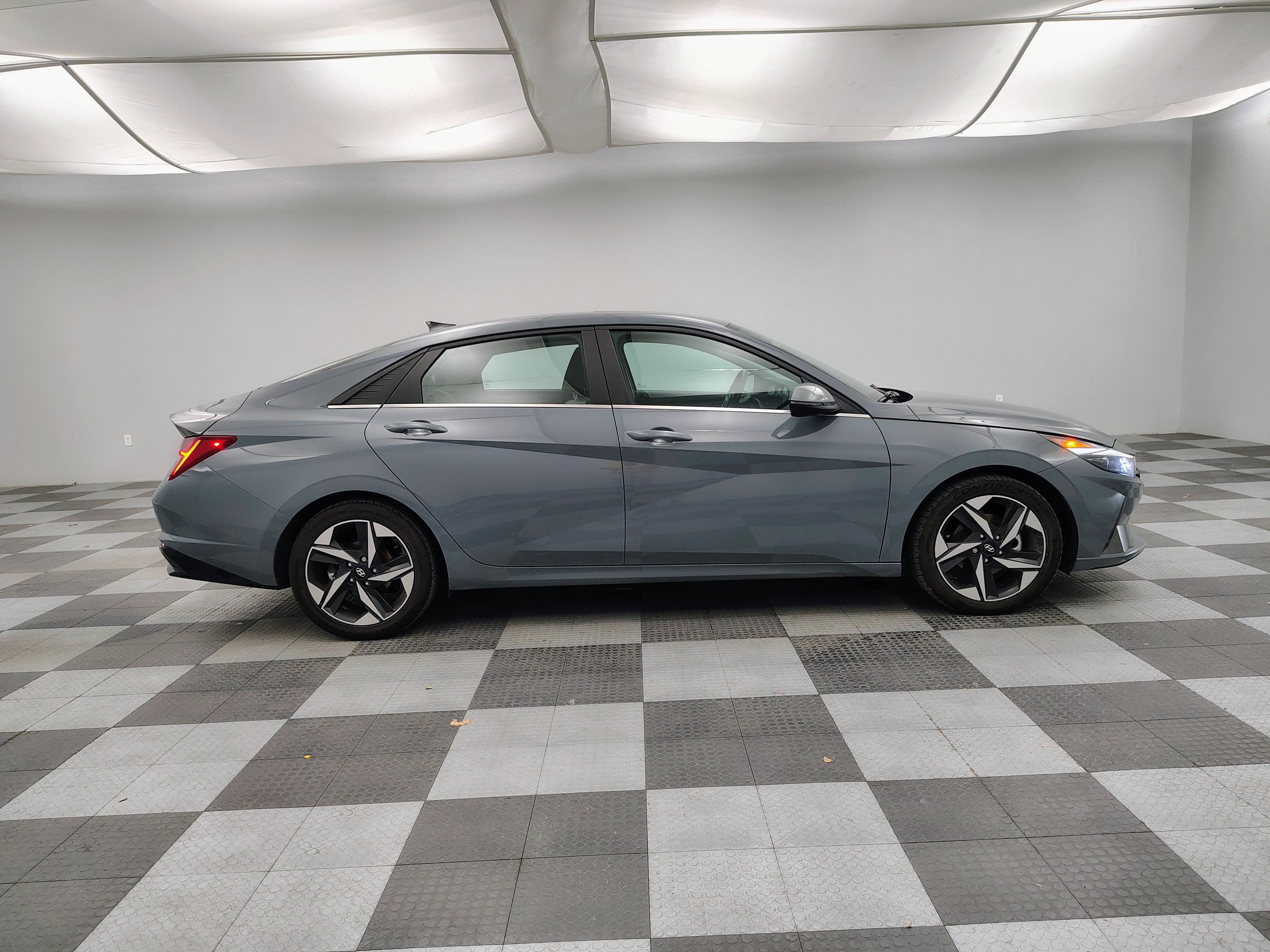 2023 Hyundai Elantra Hybrid Limited