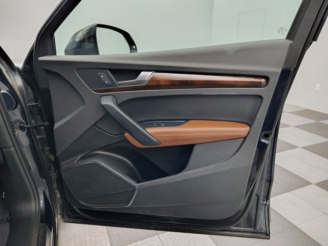2020 Audi Q5 Premium Plus