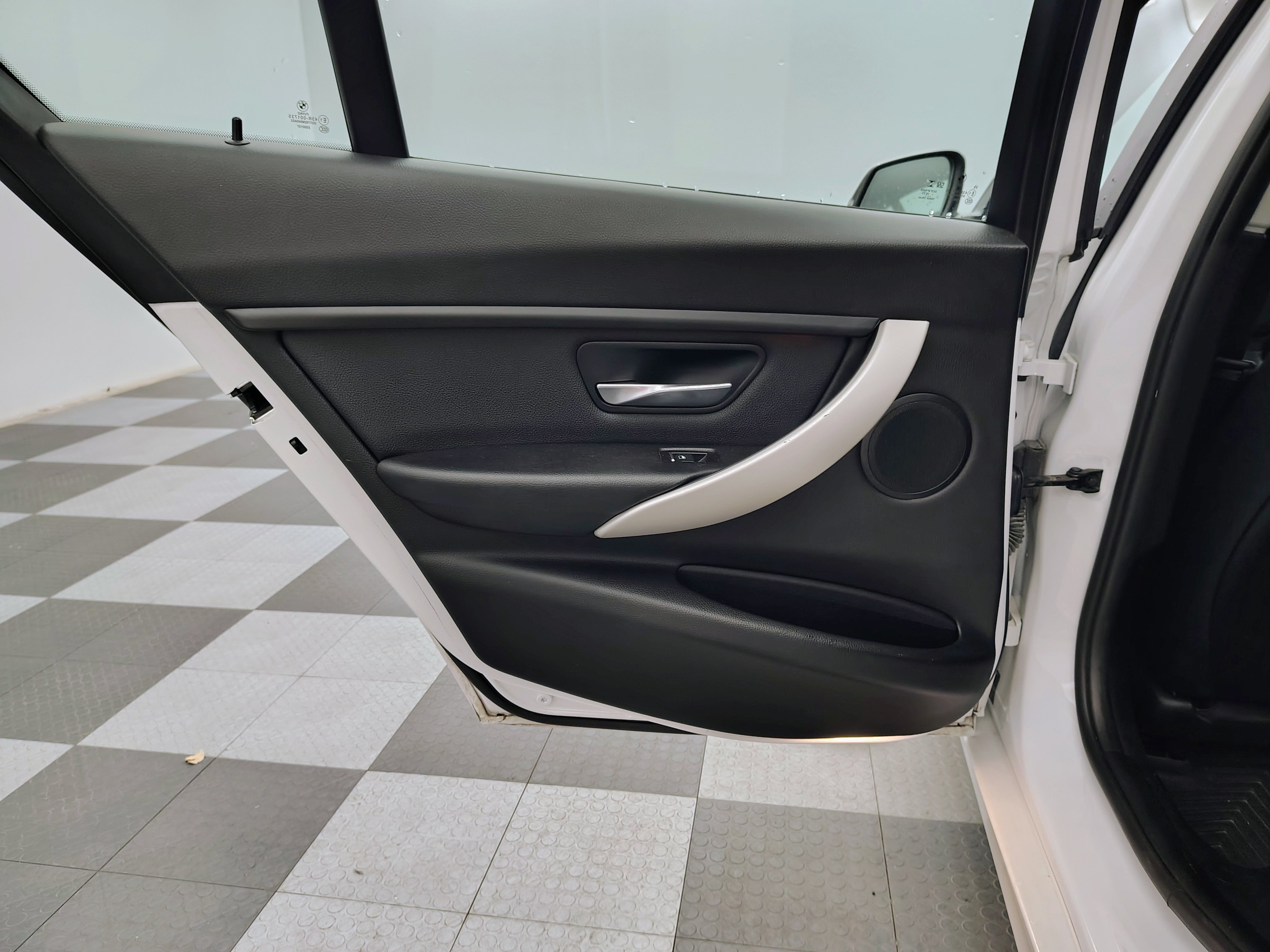 2018 BMW 3 Series 320i xDrive